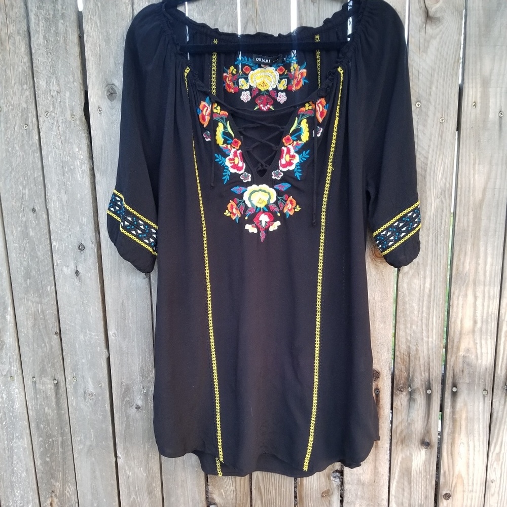 Origami  by vivien  embroidered  tunic blouse ( m)